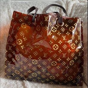 Inspiring Design TOTE